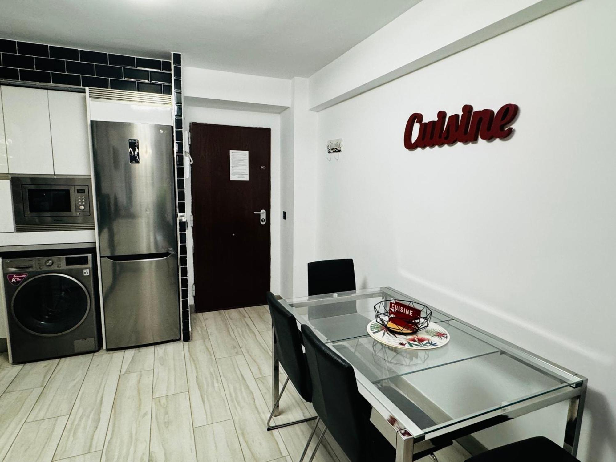 Apartamento Fabrynne Beach Málaga Exterior foto